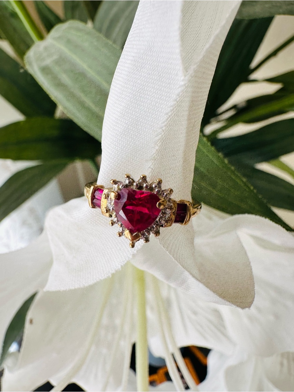 14K Solid Gold Heart-Shaped Ruby Solitaire Ring with Diamonds